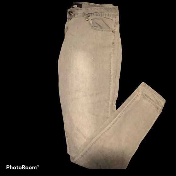 BONGO Mid-Rise Grey Skinny Jean Distressed Faded​ - Picture 2 of 6